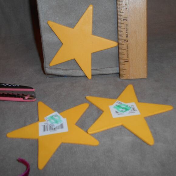 Scrapbook/Paper Crafting Lot: Brilliance Ink Pad, Fiskars Paper Edgers, Ribbon - Picture 6 of 9